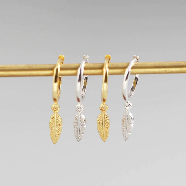 SoulSisters Ohrringe Ohrringe Boho Creolen mit Feder-Anhänger aus 925 Sterling Silber