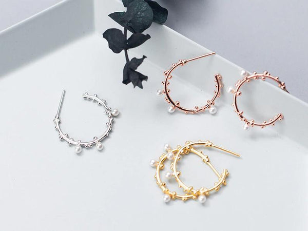 Ohrringe Creolen aus 925 Sterling Silber rosévergoldet mit kleinen Perlen, Ø 2cm