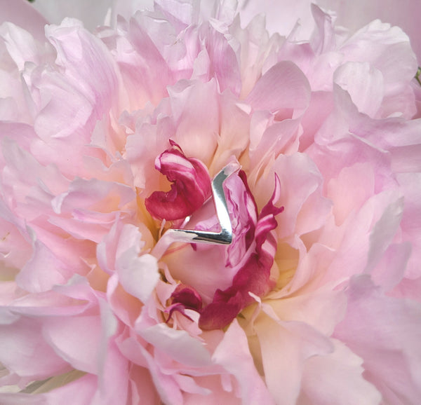 Ring in V-Form aus 925 Sterling Silber, verstellbar