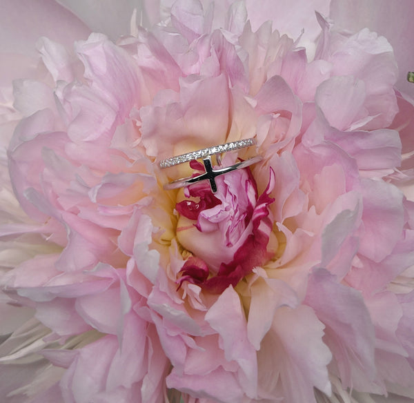 Ring Zirkonia rose zweireihig mit Kreuz aus 925 Sterling Silber, verstellbar